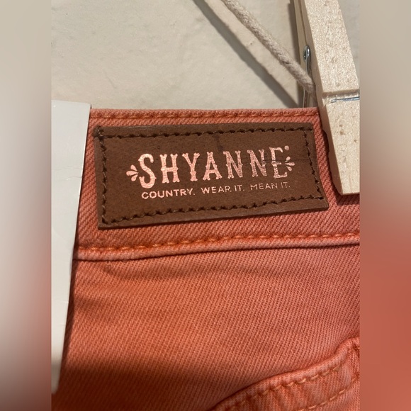 SHYANNE Boot Barn High Rise Flared Pink Jeans NWT - Picture 11 of 13